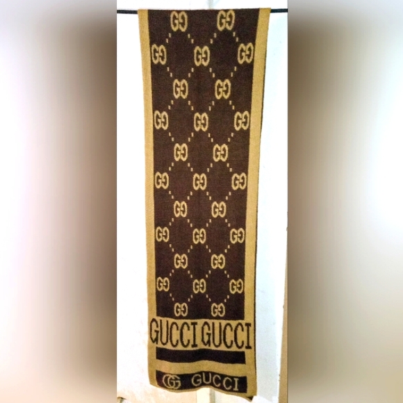 Gucci Scarf - Picture 1 of 2